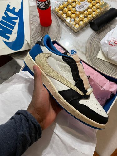 AIR JORDAN 1 X TRAVIS SCOTT  LOW OG SP photo review