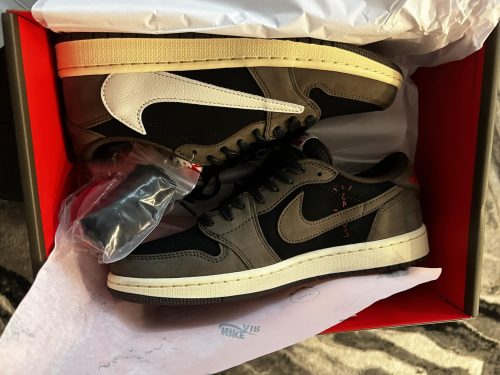 JORDAN AIR JORDAN 1 LOW Travis Scott photo review