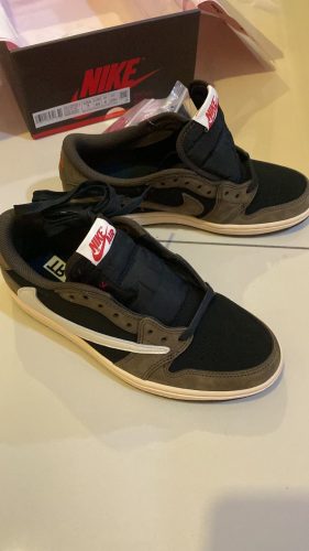 JORDAN AIR JORDAN 1 LOW Travis Scott photo review