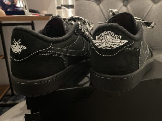 Travis Scott x Air Jordan 1 Low OG SP 'Black Phantom' photo review