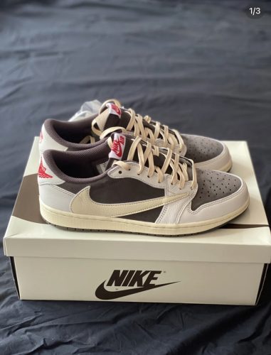 Air Jordan 1 Travis Scotts Air Jordan 1 Low Reverse Mocha photo review